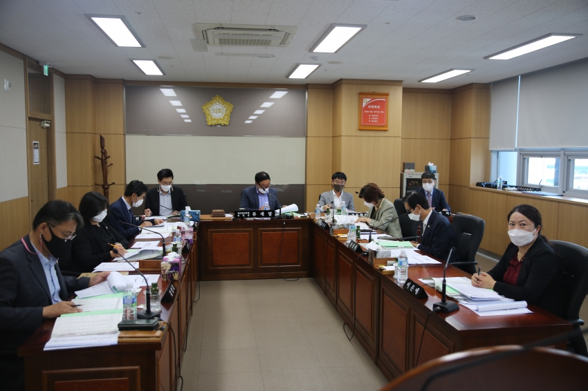 제308회 임시회 예산결산특별위원회 활동(2021.5.11~5.18)  첨부파일