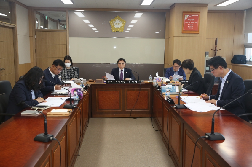 제323회 임시회 경제복지위원회 활동(2022.10.13.~10.20.) 첨부파일