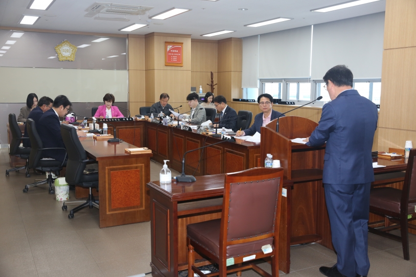 제327회 임시회 의회운영위원회 활동(2023.04.04.~04.12.)  첨부파일