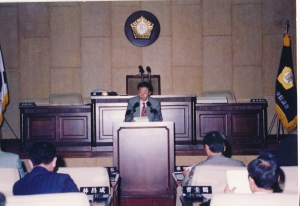 1994.1.4. 의원간담회 개최 첨부파일