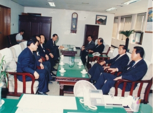 1995.9.4. 문희갑 시장 의회 방문 첨부파일