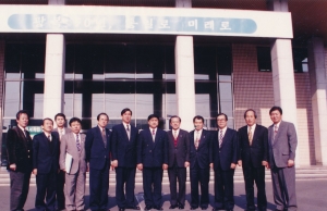 1995.12.12. 심양시 소가둔구장 방문 첨부파일
