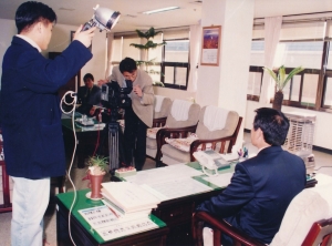 1995.11.27. 손영수 의장의 동구 케이블방송 개국 축하 인터뷰 첨부파일