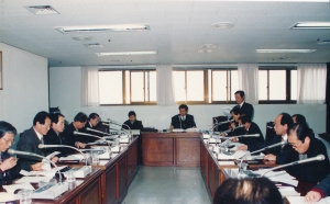 1996.2.5. 공항대책특별위원회 2차 회의(소회의실) 첨부파일