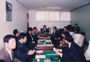 1996.2.6. 운영위원회 회의 광경 첨부파일