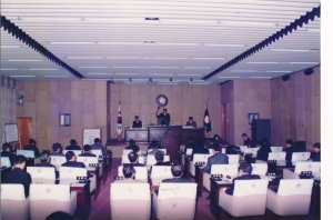 1996.12.19. 제49회 정기회 2차 본회의(의장단선거, 본회의장) 첨부파일
