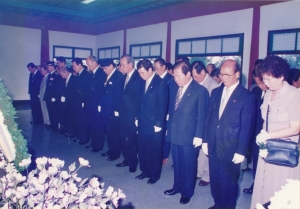 1997.8.15. 광복절기념 헌화 분향(신암선열공원) 첨부파일