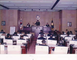 1998.3.12. 제62회 임시회 1차 본회의(본회의장) 첨부파일
