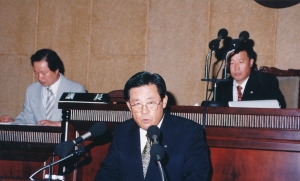 1998.8.18. 제1차 본회의 97년도 예비비지출 승인안 의견 구정질문(류상락의원) 첨부파일