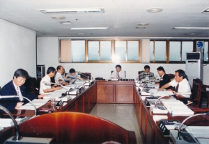 1999.7.23. 조례정비특별위원회 조례안 심의 첨부파일