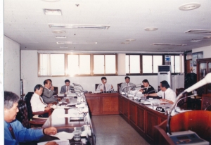 1999.9.2. 전체의원 결의문 발표 첨부파일