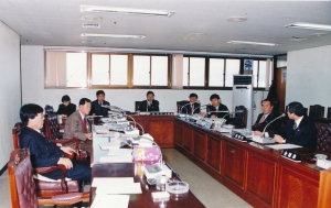 1999.12.24. 제81회 정기회 제3차 본회의 99년도 제2회 추가결정세입세출예산(안) 심사보고 첨부파일