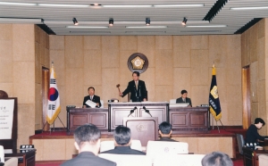 2000.10.11.~10.14. 제92회 임시회 개최 첨부파일