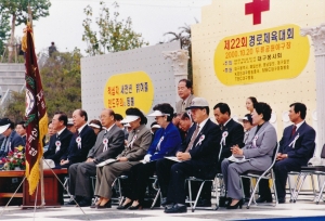 2000.10.20. 제22회 경로체육대회(두류공원야구장) 첨부파일