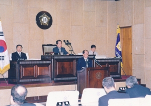 2001.6.20.~7.4. 제100회 정례회 본회의 첨부파일