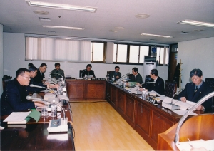 2001.12.12. 예산결산특별위원회(위원장 김시환의원) 첨부파일