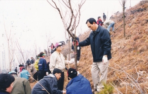2003.3.15. 제58회 식목일 행사(2003하계유니버시아드 기념식수) 첨부파일