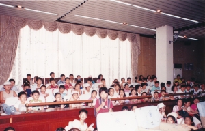 2004.7.16. 율하초등학교 의회 견학(본회의장) 첨부파일