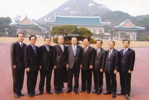 2005.3.22. 지역 현안사업 협의차 청와대 방문 첨부파일