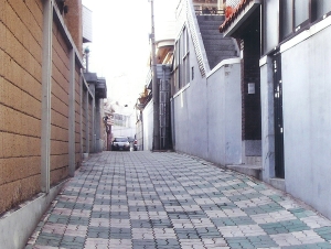 2005-05-09 자매도시 체결식. 기념품교환(황산시장) 첨부파일