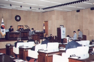 2004-07-05 제135회 정례회 첨부파일
