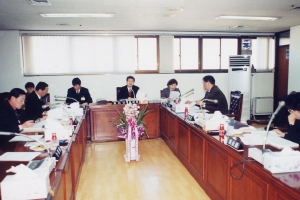 2004-12-23 예산결산특별위원회(위원장:강신화) 첨부파일
