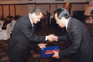 2004-12-16 2004 동구생활체육인의 밤 첨부파일