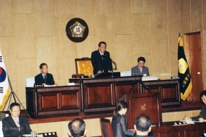 2005-04-11 제142회 임시회 1차본회의 첨부파일