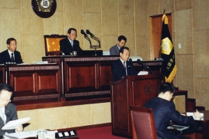 2005-04-16 제142회 임시회 2차본회의 첨부파일