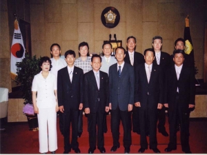 2006-06-26 제4대 도시건설위원회 기념촬영 첨부파일