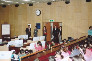 2007.4.17. 송정초 아빠직장 체험하기(본회의장) 첨부파일