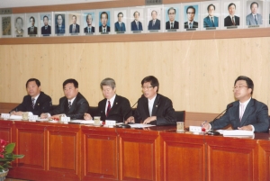 2008.4.24. 2008년 제1차 당.정협의회(소회의실) 첨부파일