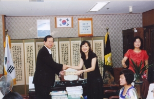 2009.8.10. 황산시 황산일중학생 동구의회 방문(동구의회 의장실, 한.중 홈스테이) 첨부파일