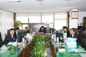 제188회 임시회 운영행정위원회 상임위원회 활동 첨부파일