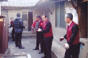 2008.12.26. 이웃사랑 봉사활동 연탄배달(신천1,2동) 첨부파일